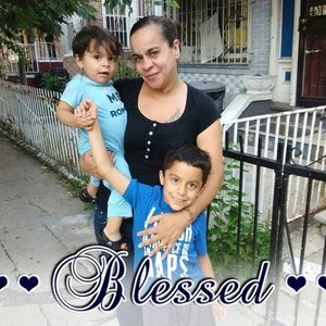 Meet your Posher, Dee